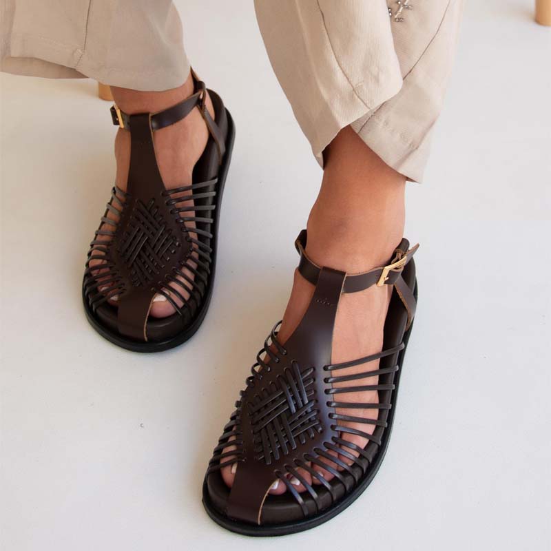 Woven Toe-covered Roman Sandals
